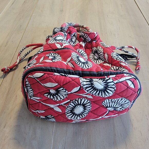Vera Bradley Tote Purse Red Black White Daisy Dandelion Pull String Side Zip - Picture 2 of 10